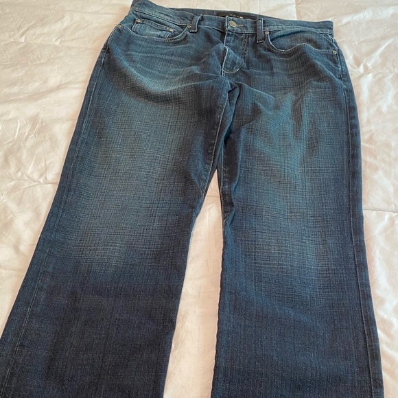 Joe’s Fit Rebel Denim Jean
Size 34 X 34 - Picture 7 of 9